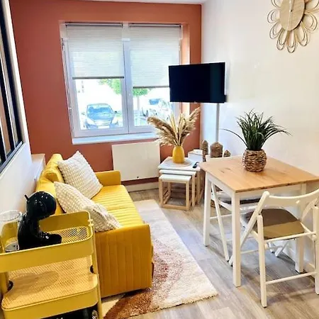 アパート La Terre Du Mont